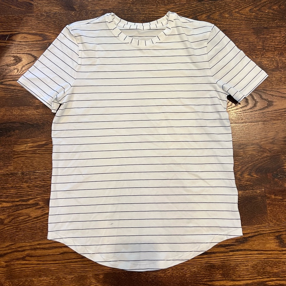 Lululemon Love Crew Short Sleeve T-Shirt size 8???